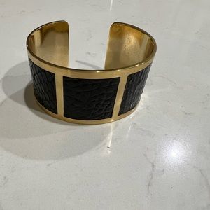 Cuff bracelet